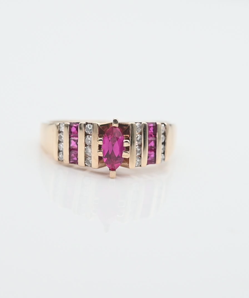 טבעת וינטג' מדורגת משובצת אבנים ורודות ויהלומים - מק"ט 34181, זהב 10K