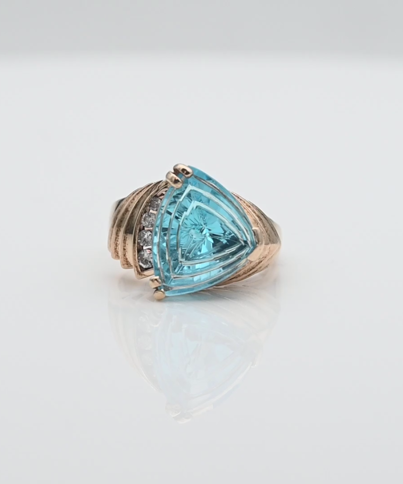 טבעת וינטאג משובצת בלו טופז ויהלומים - מק"ט 34190, זהב 10K