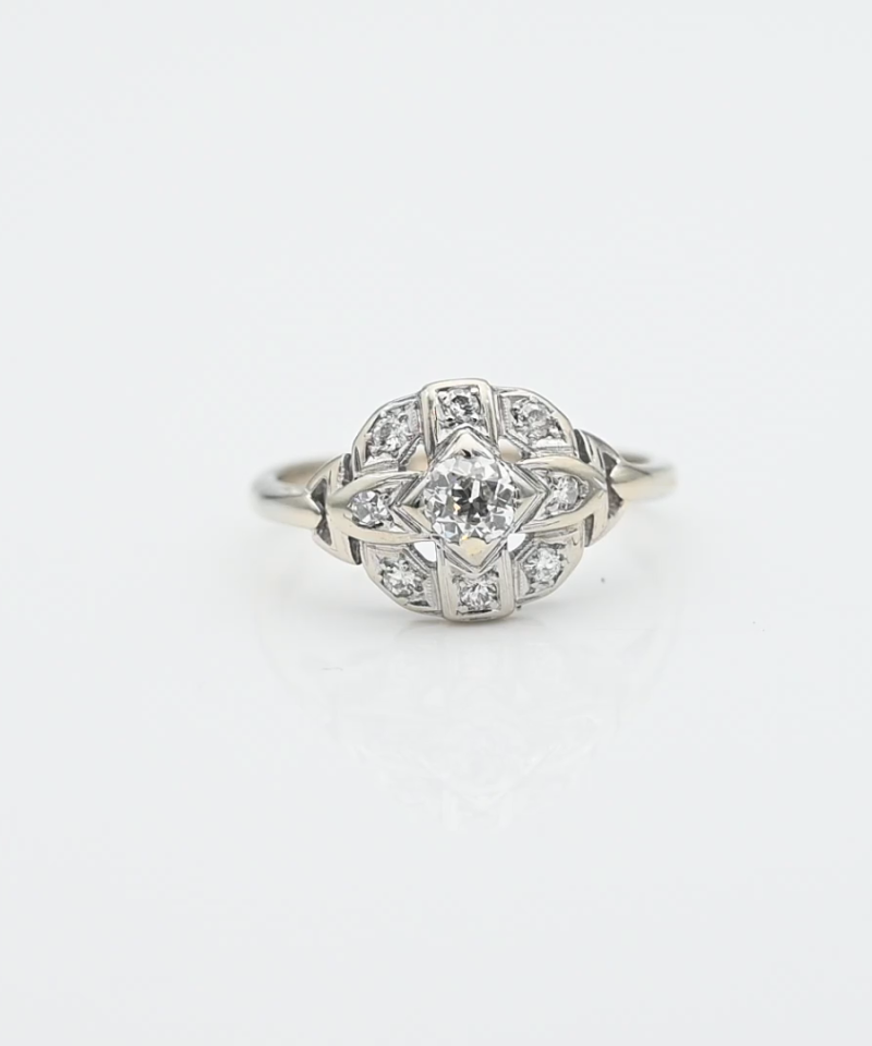 טבעת וינטג' משובצת יהלומים - מק"ט 34274, זהב 14K