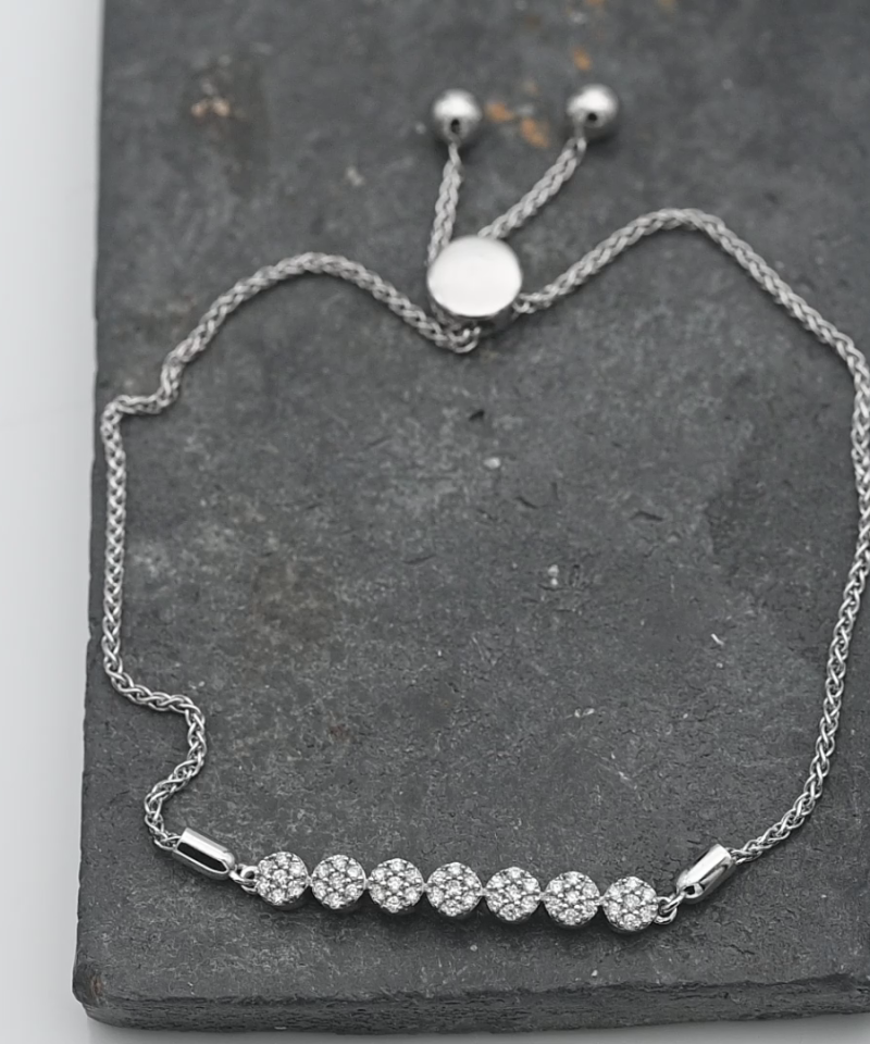 צמיד עדין משובץ יהלומים, סגירה מתכווננת - מק"ט 34436, זהב 10K