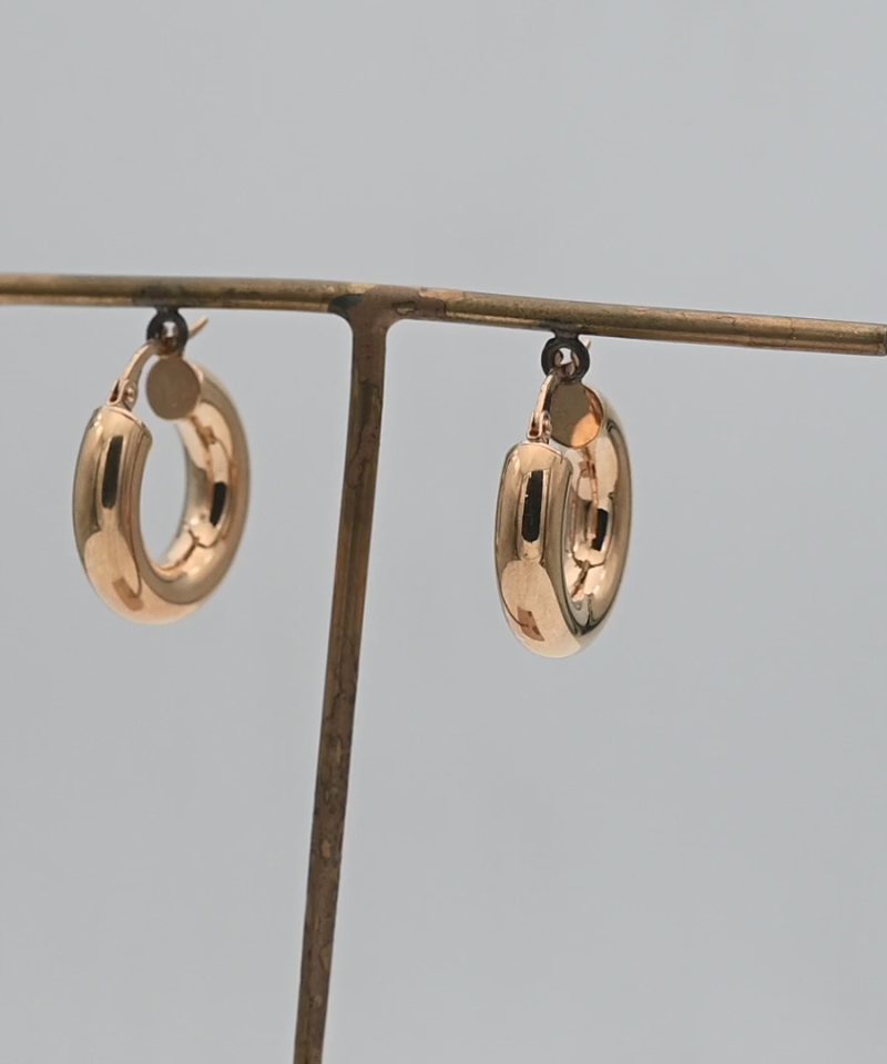 עגילי חישוק איטלקיים, חלולים, בקוטר 2 ס"מ - מק"ט 15758, זהב 14K