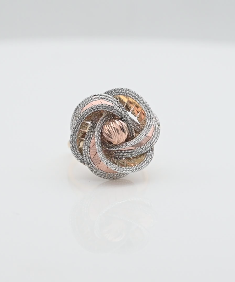 טבעת ספירלה בצורת פרח עם חיתוכי לייזר - מק"ט 15919, זהב 14K