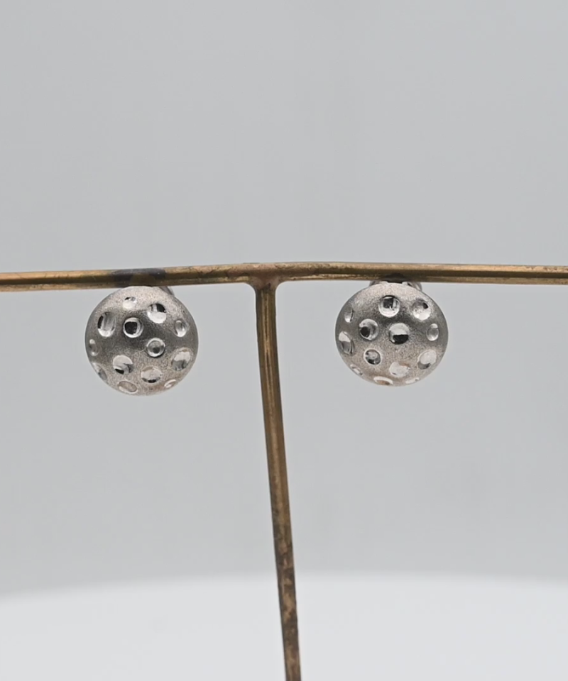 עגילים צמודים איטלקיים בקוטר 1.5 ס"מ, עיגול רקוע - מק"ט 15923, זהב 14K