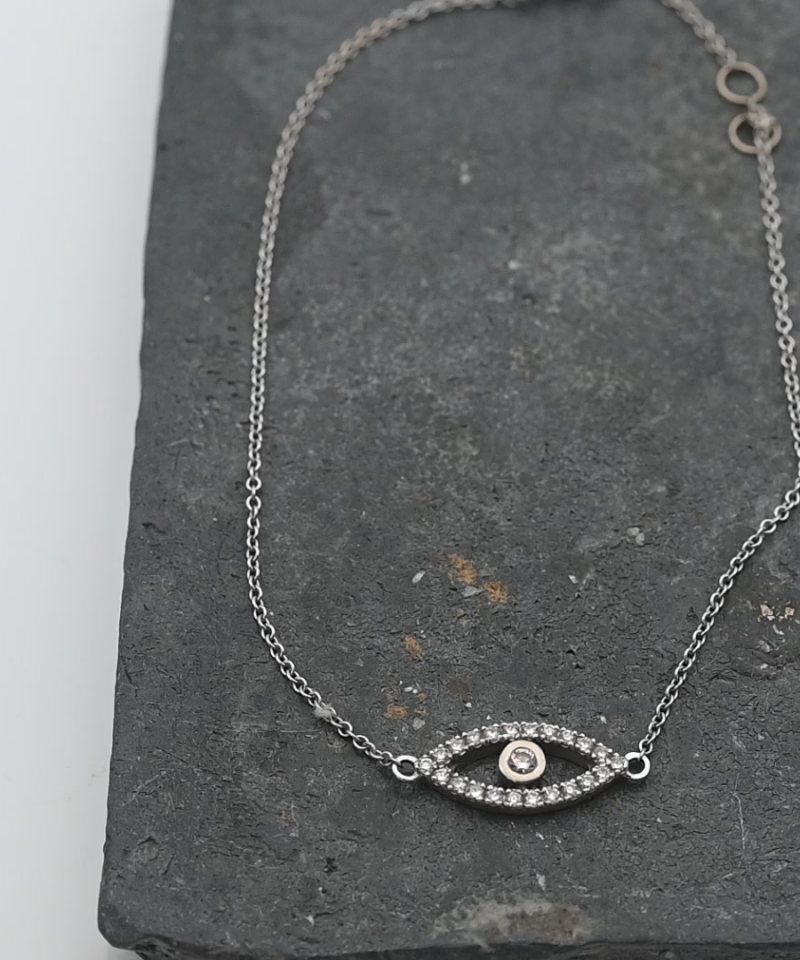 צמיד עין עדין משובץ יהלומים באורך 17-19 ס"מ - מק"ט 15966, זהב 14K