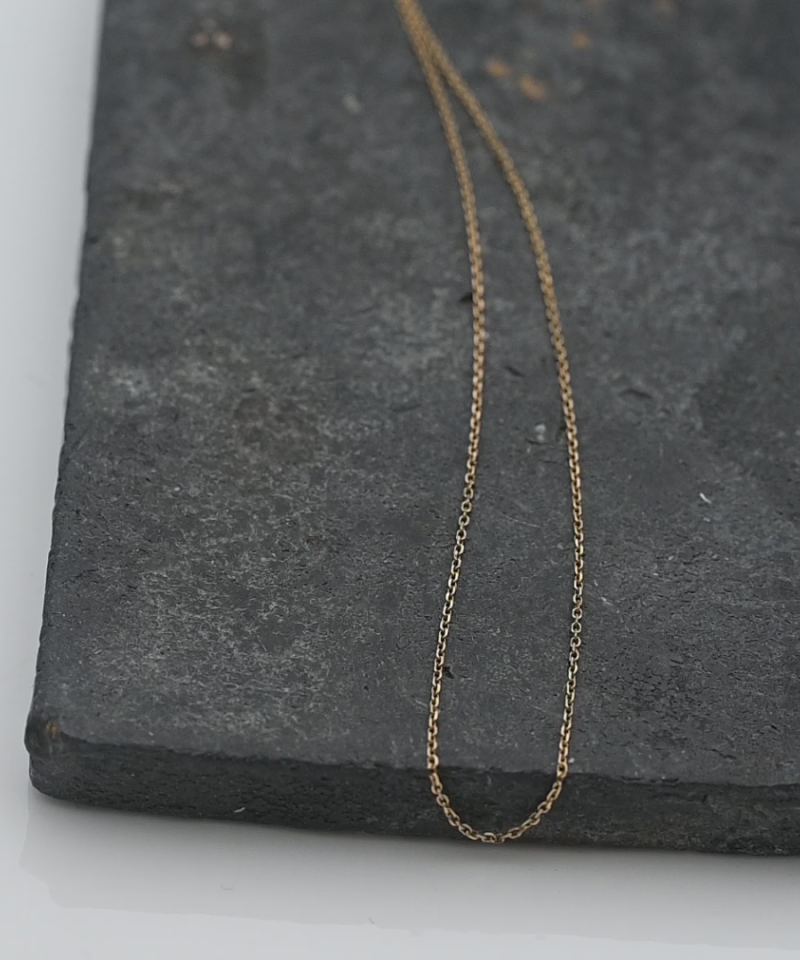 שרשרת חוליות עדינה מאוד בעובי 0.5 מ"מ - מק"ט 51954, זהב 18K